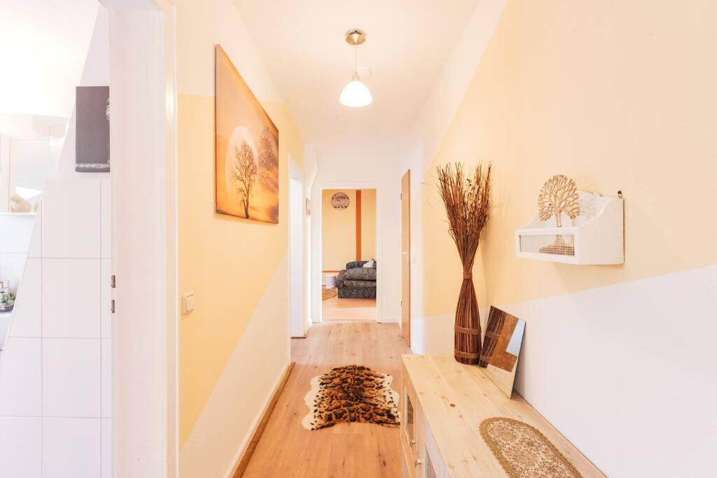 - 3-Bedroom Apartment Luxury: Central & Spacious In Duisburg & Big Tv And Kitchen - Eksteriør bilde