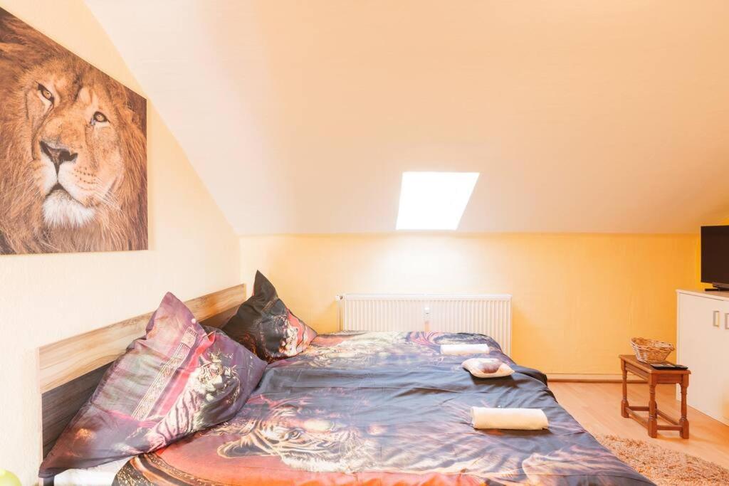 - 3-Bedroom Apartment Luxury: Central & Spacious In Duisburg & Big Tv And Kitchen - Eksteriør bilde